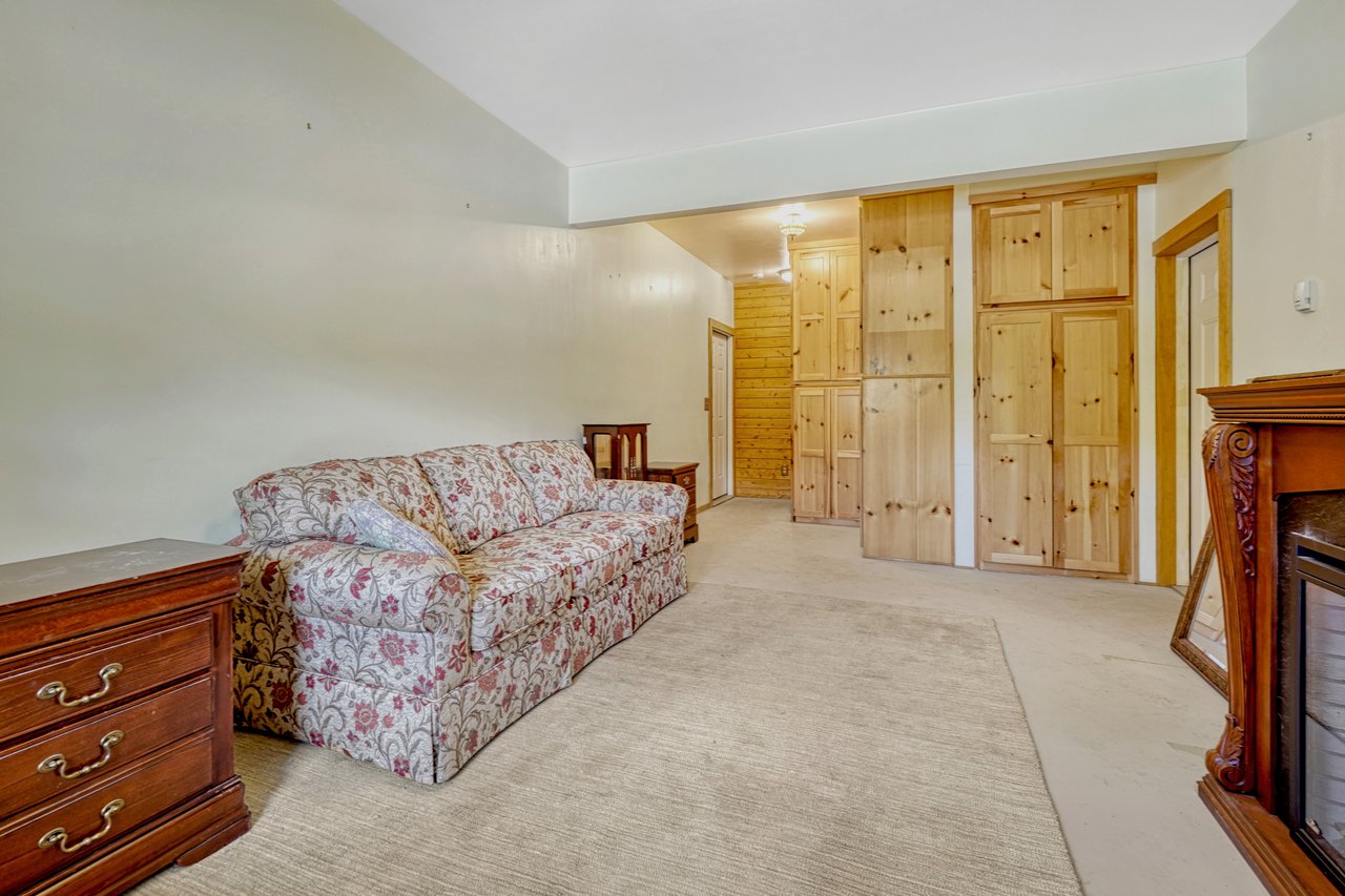10475 County Road 12