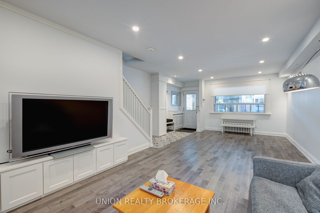 79 Torrens Ave, Main