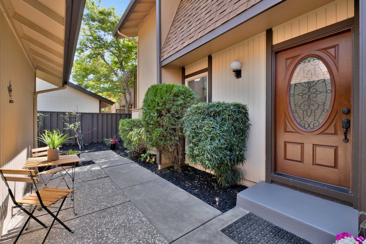 1812 Countrywood Ct.