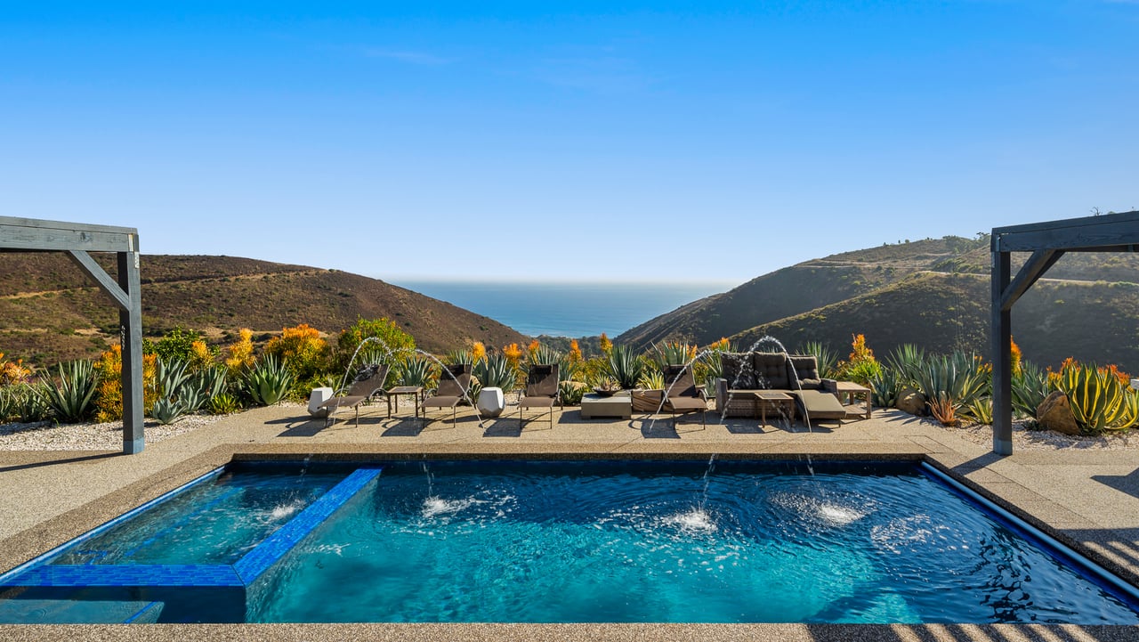 10715 Yerba Buena Rd