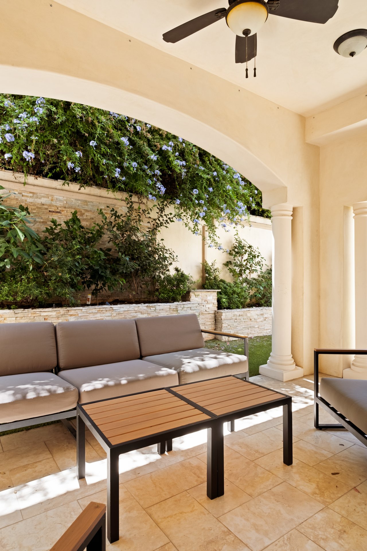 11925 Charnock Road, Mar Vista