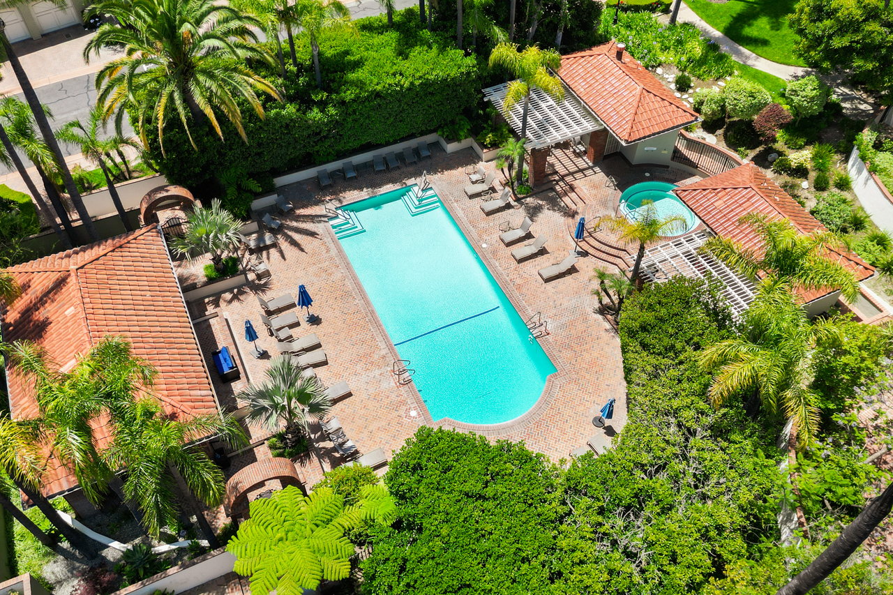 2125 Ridge Dr, Brentwood