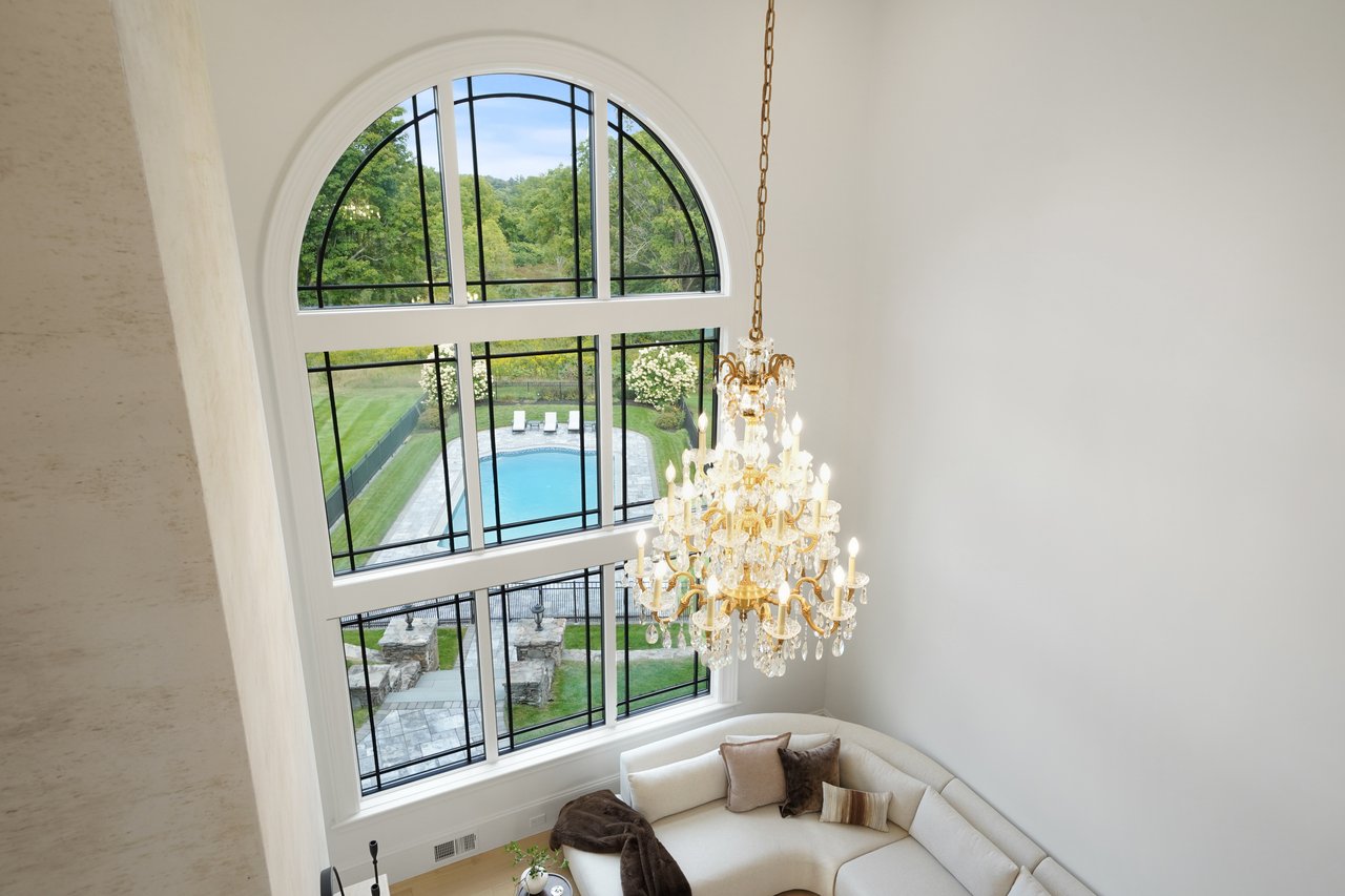 An Exceptional Southborough Estate
