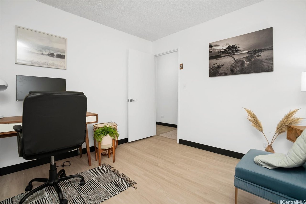 6710 Hawaii Kai Dr #1202, Honolulu 96825