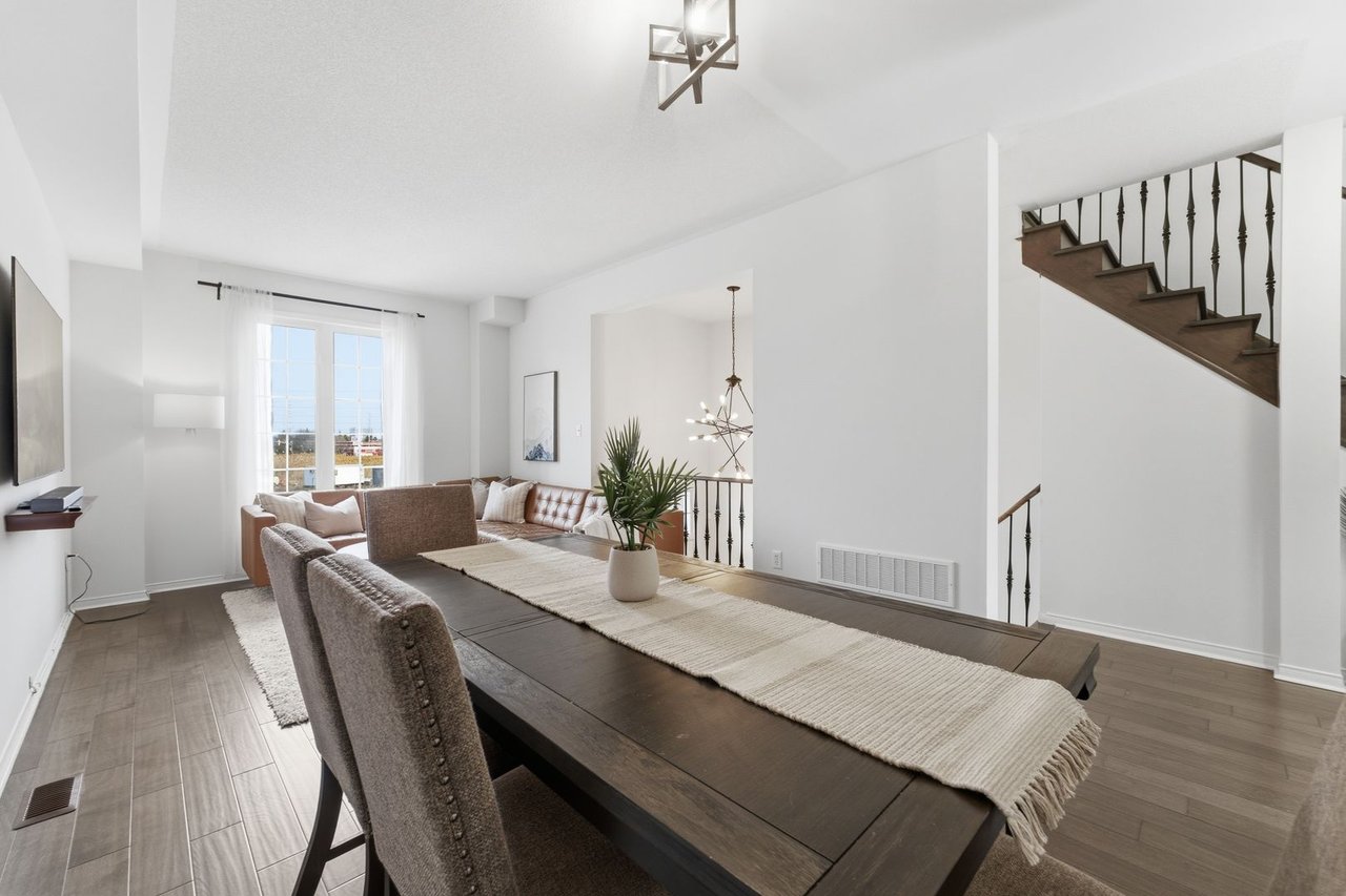 647 Courtney Valley Rd