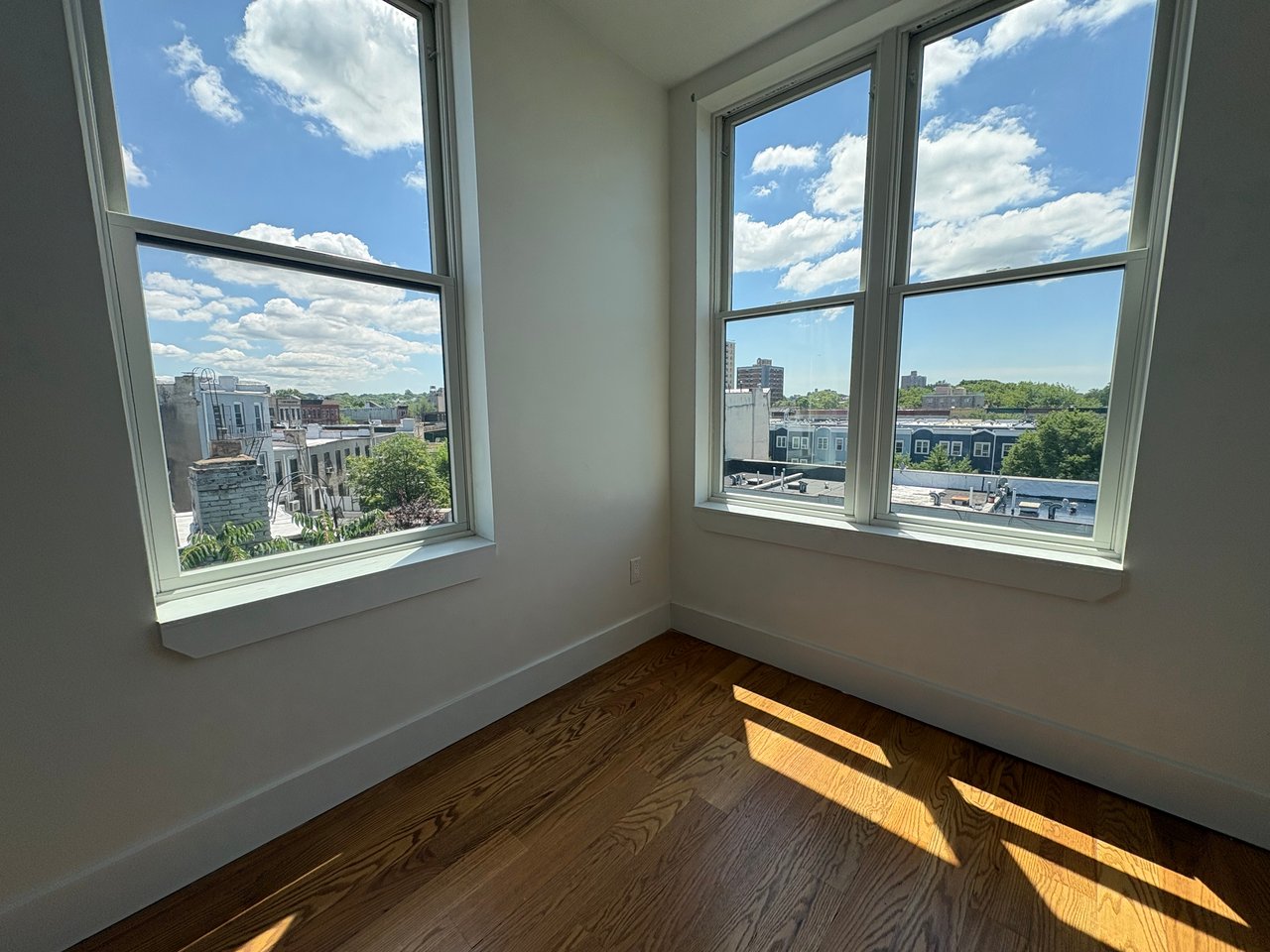 1068 Putnam Avenue 4B