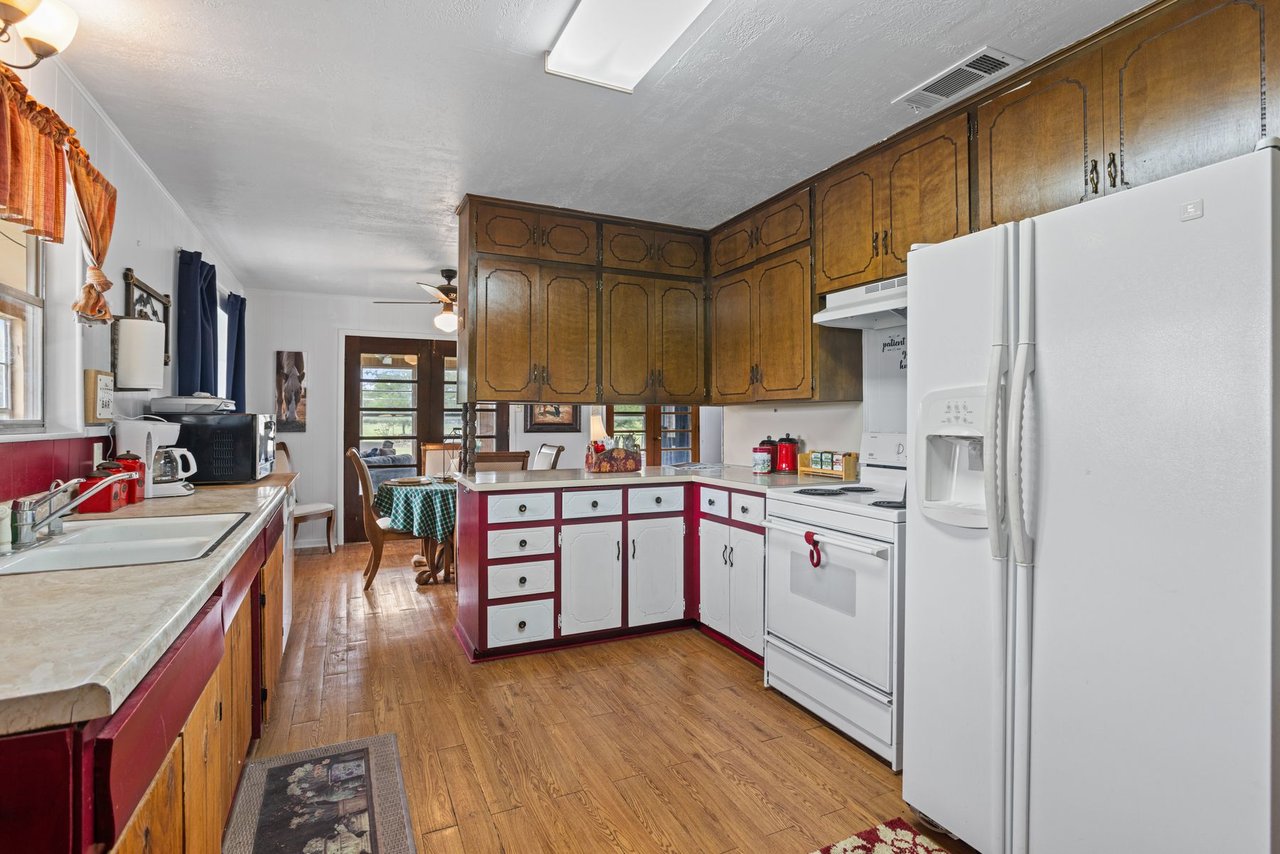 LEGACY LAKESIDE RANCH | Salado, TX