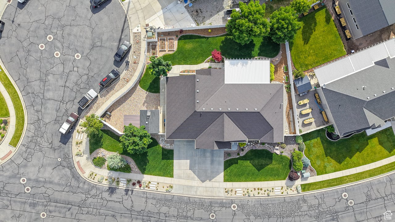 918 S River Ridge Ln