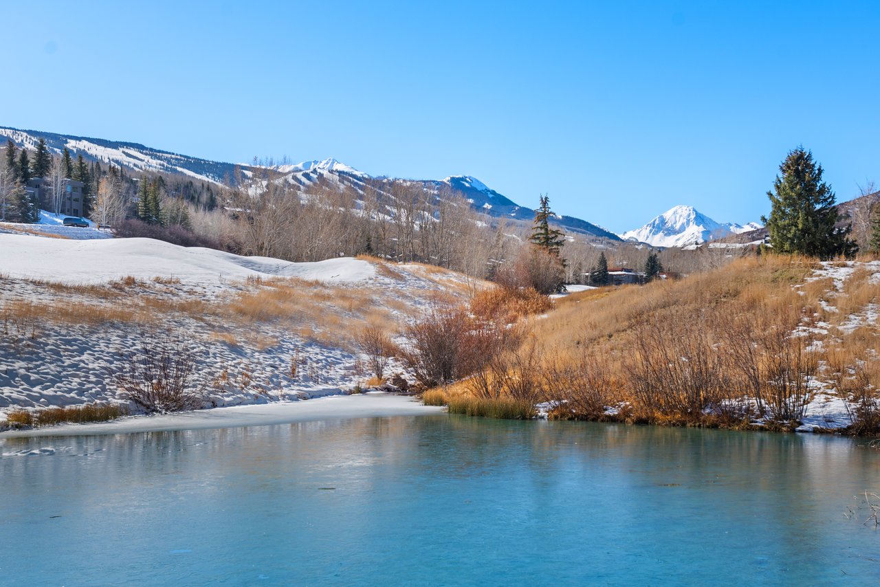 Renovated Snowmass Retreat with Panoramic Ski Area Views