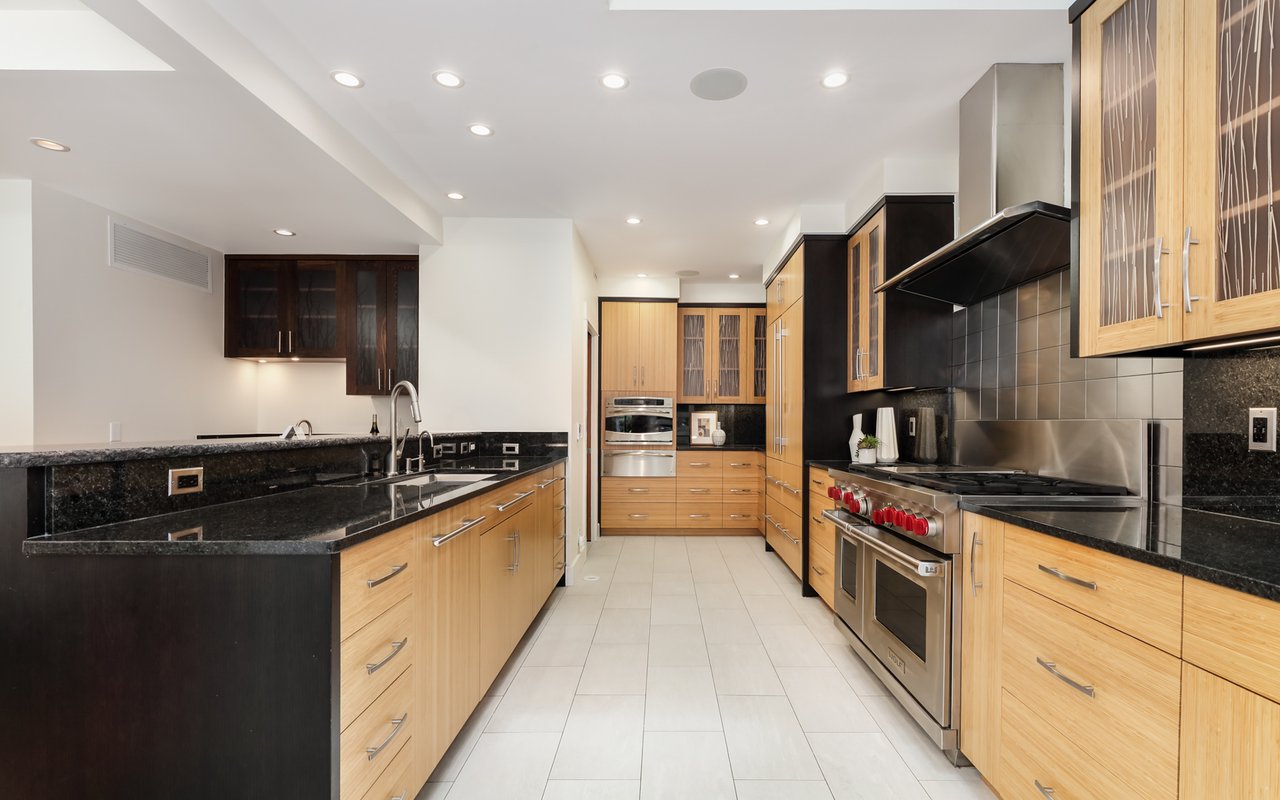 900 6th Street