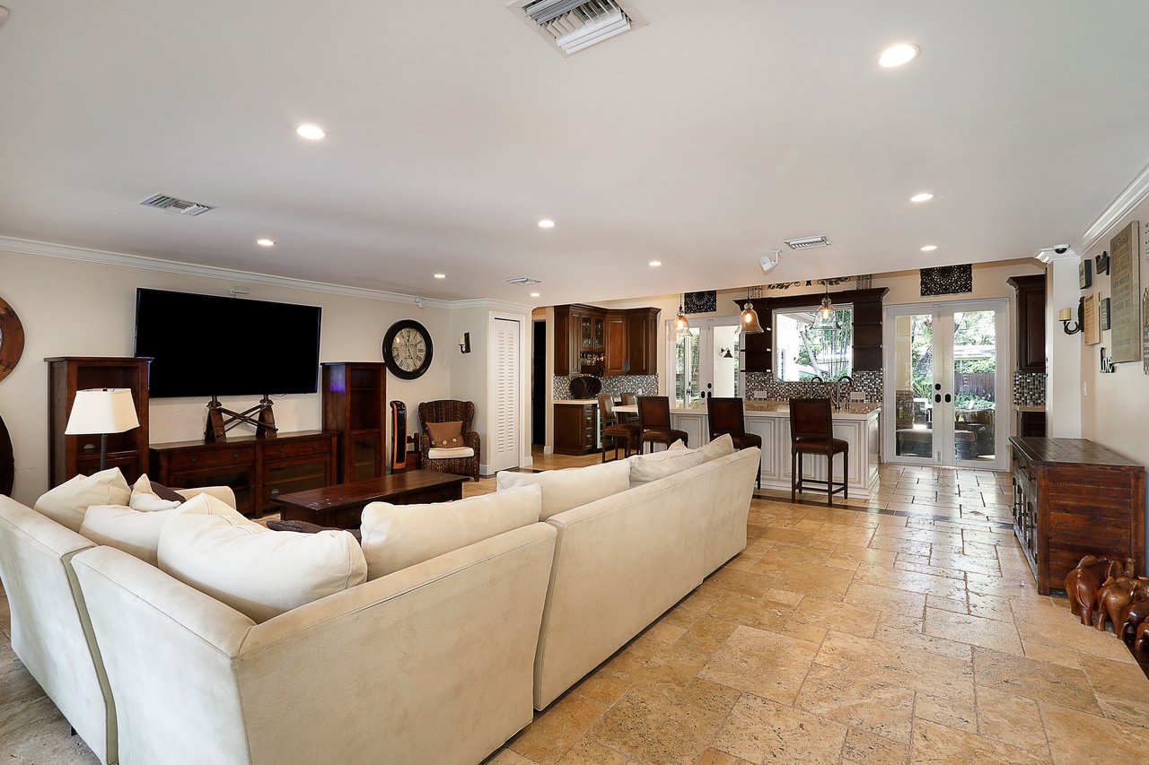 Luxury Living in the Heart of South Miami