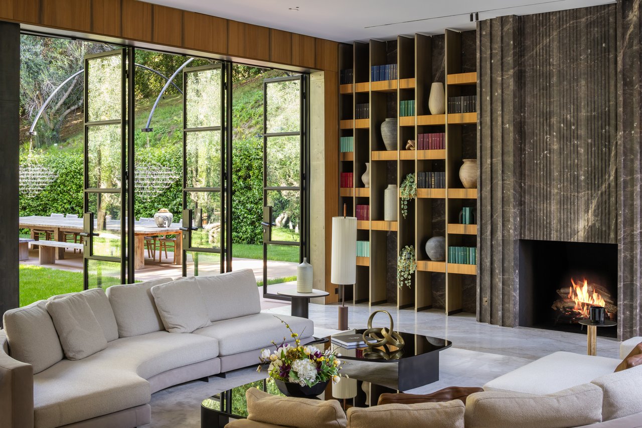 2650 Benedict Canyon Dr, Beverly Hills