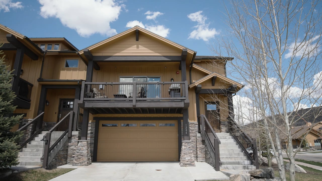 An Outdoor Enthusiasts Dream Location with Stunning Views
