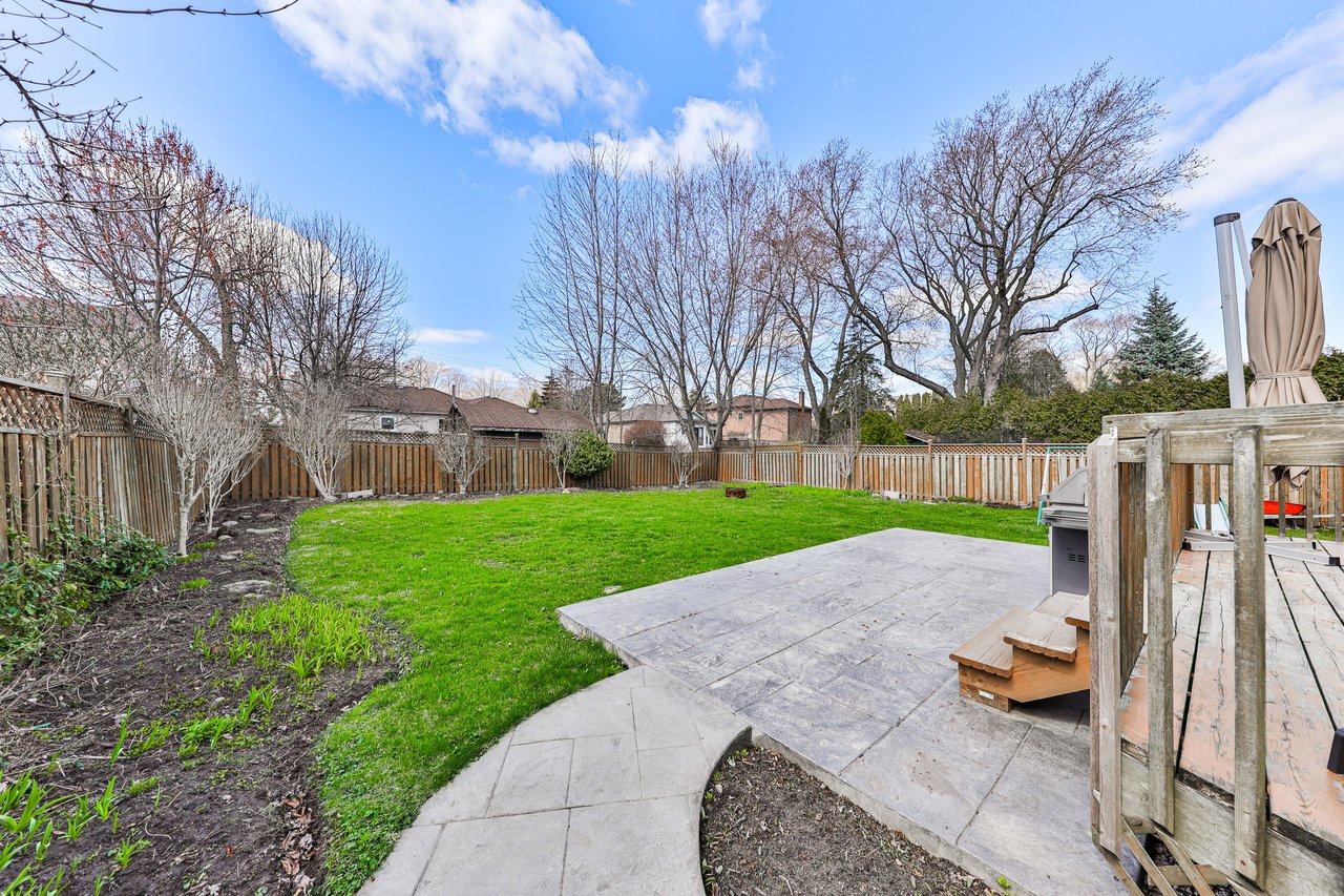 1472 Myron Dr