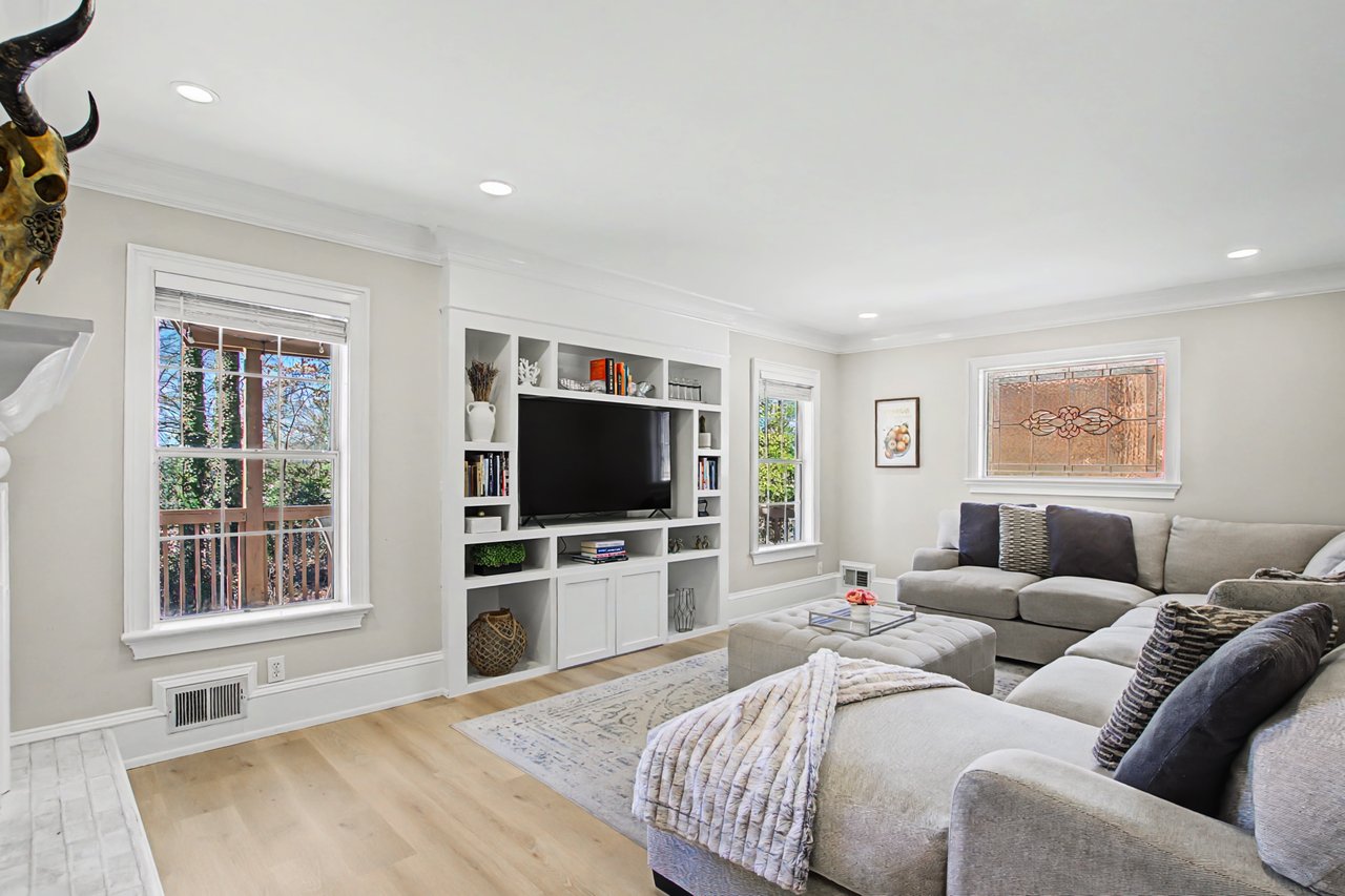 1840 Timothy Drive NE