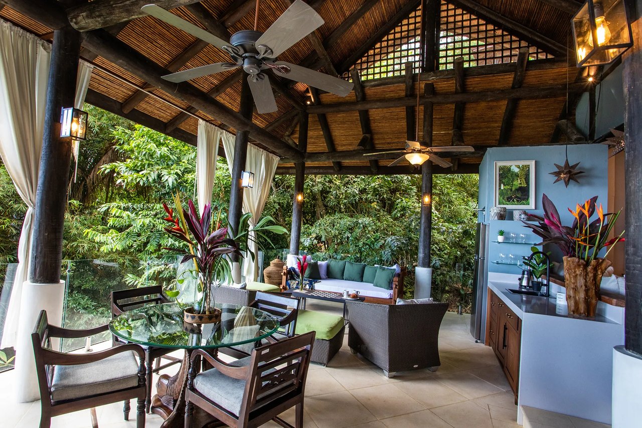 Casa Vista Azul