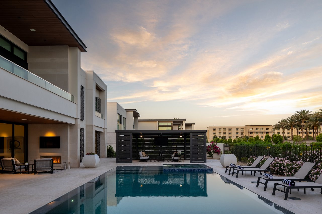 6587 N PALMERAIE Boulevard, 1050
