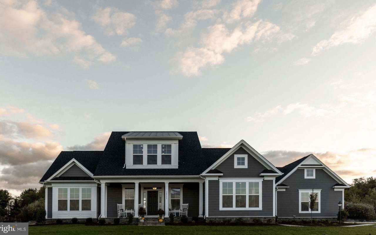 Discover a New Build Tour of 38553 Palatine Lane in Lovettsville with Diana Geremia, Realtor