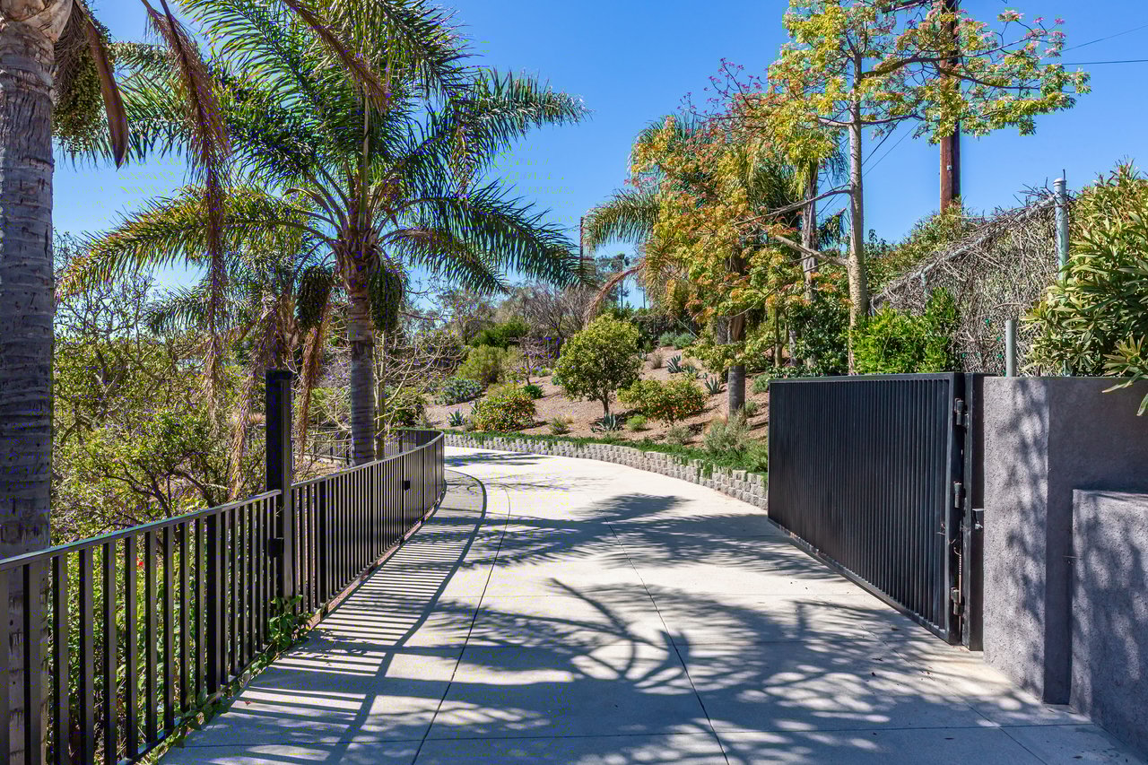 29800 Cuthbert Rd