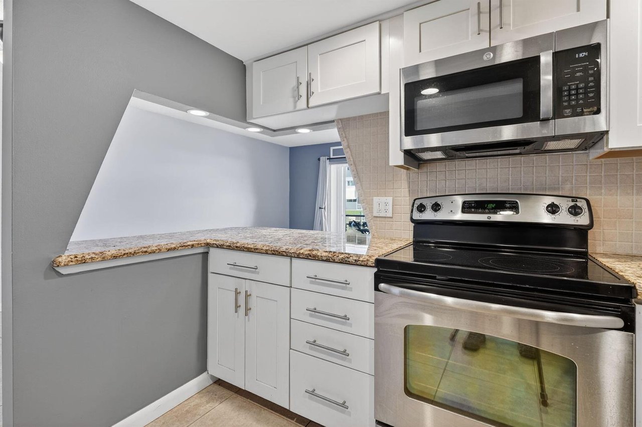 121 Wettaw Lane Ln #112