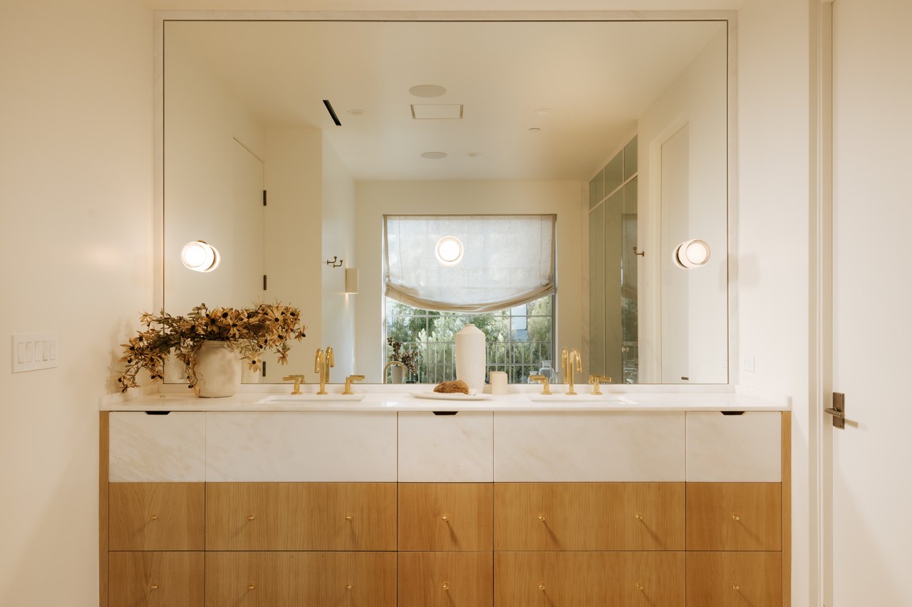 4209 Vantage Ave, Studio City