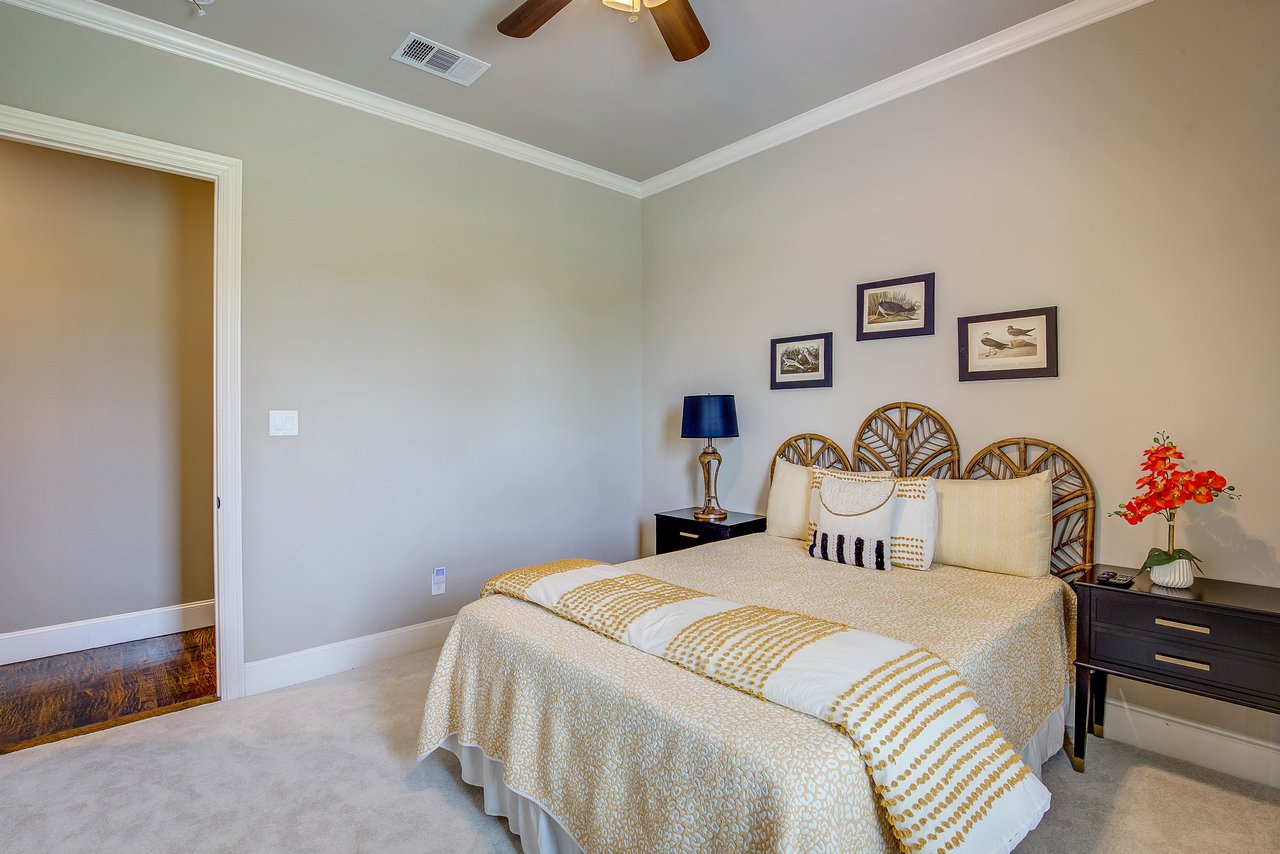 552 Horseshoe Bend