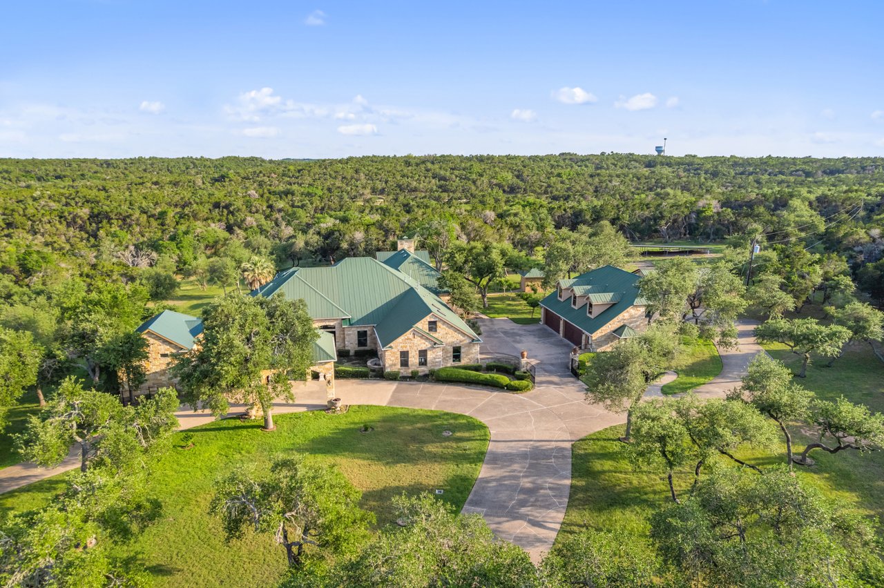 32 Acre Estate