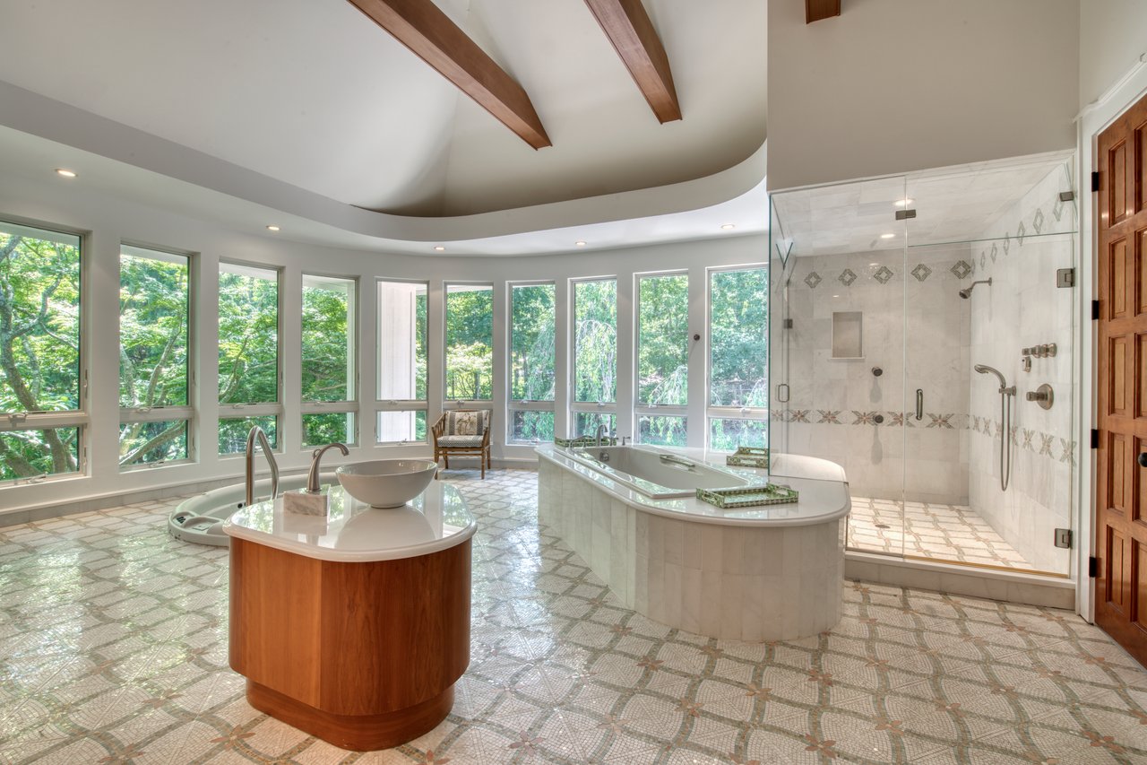 An Irreplaceable Garden Estate