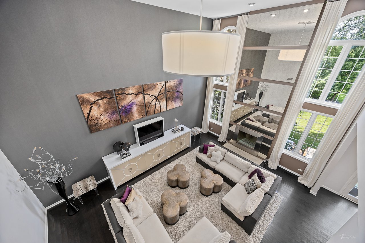 1950 Elmore Ave, Downers Grove