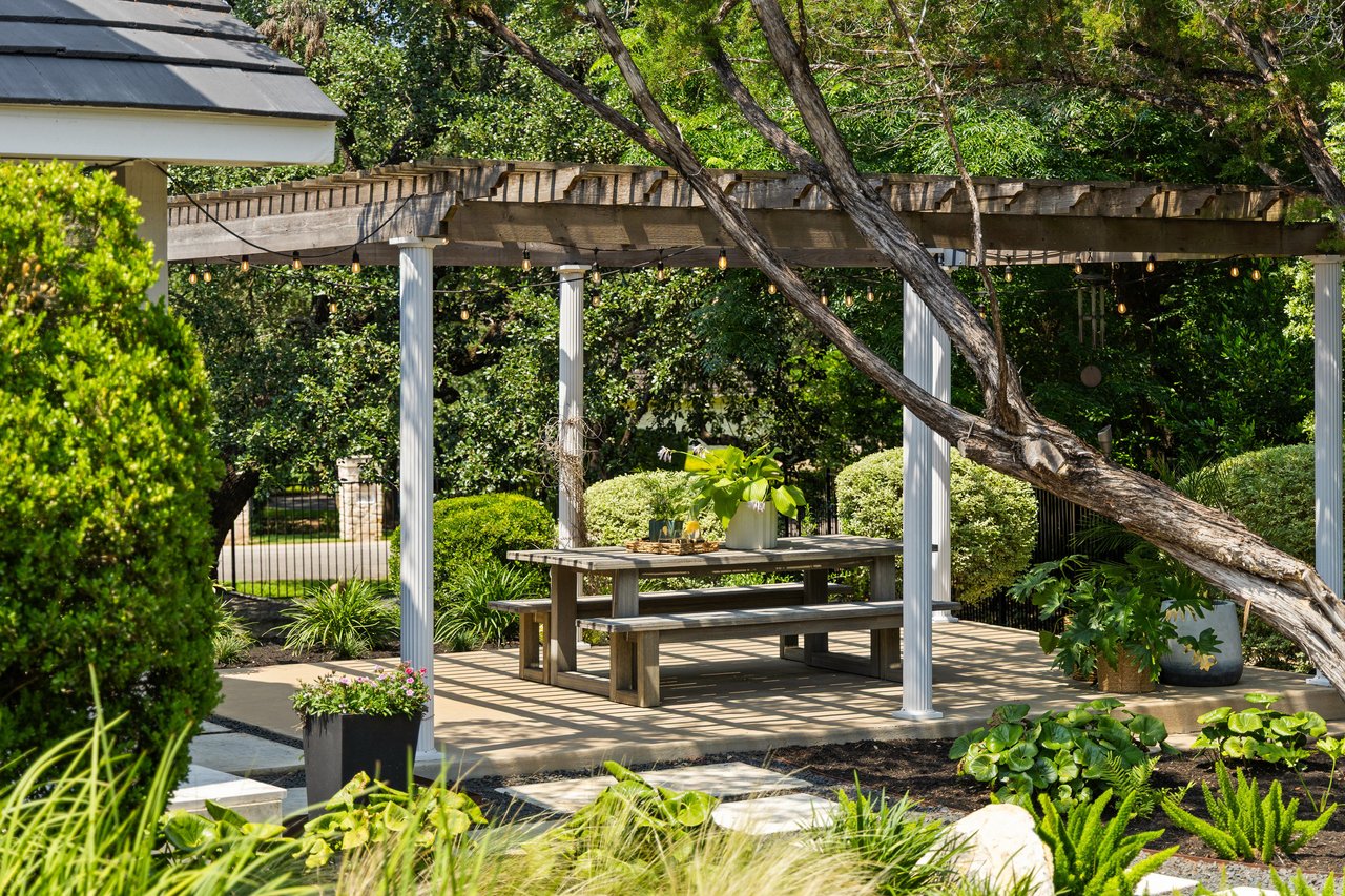 3742 Golden Rain Cove