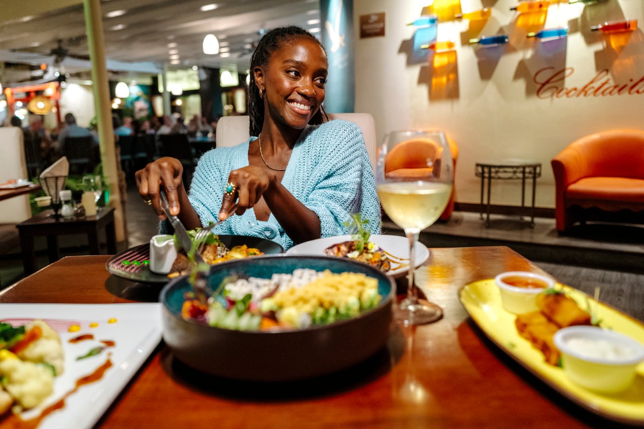 ENJOY THE BENEFITS AT THE EXCLUSIVE RESTAURANTS