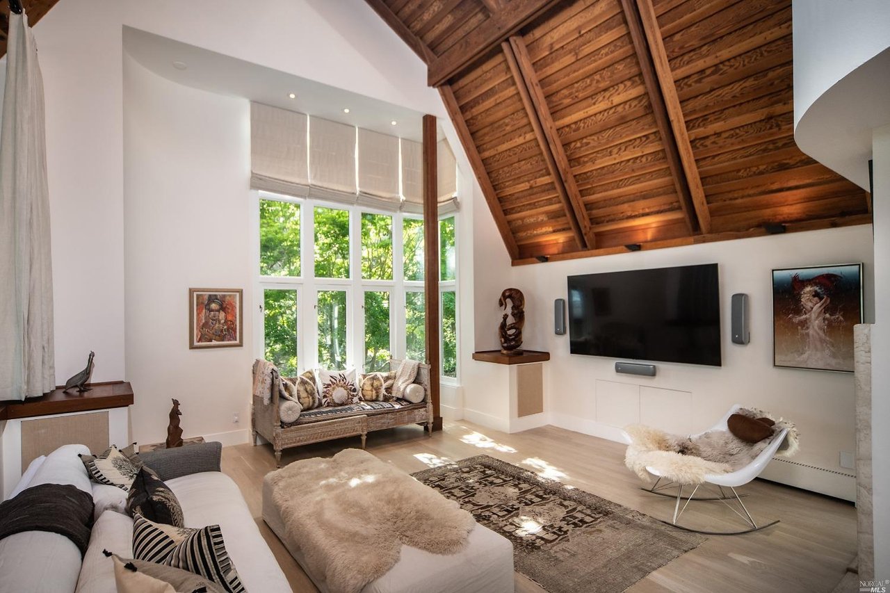 106 Mount Tiburon Rd