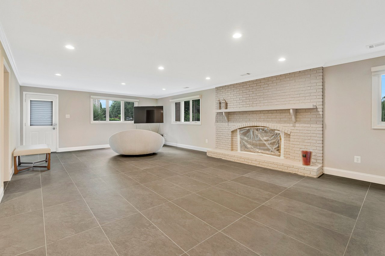 6280 Dunaway Ct