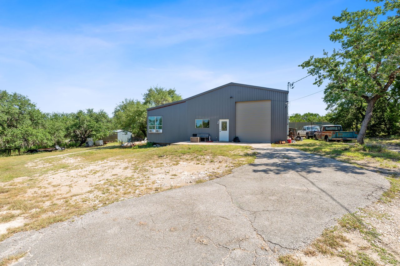 8705 S View Rd, Austin