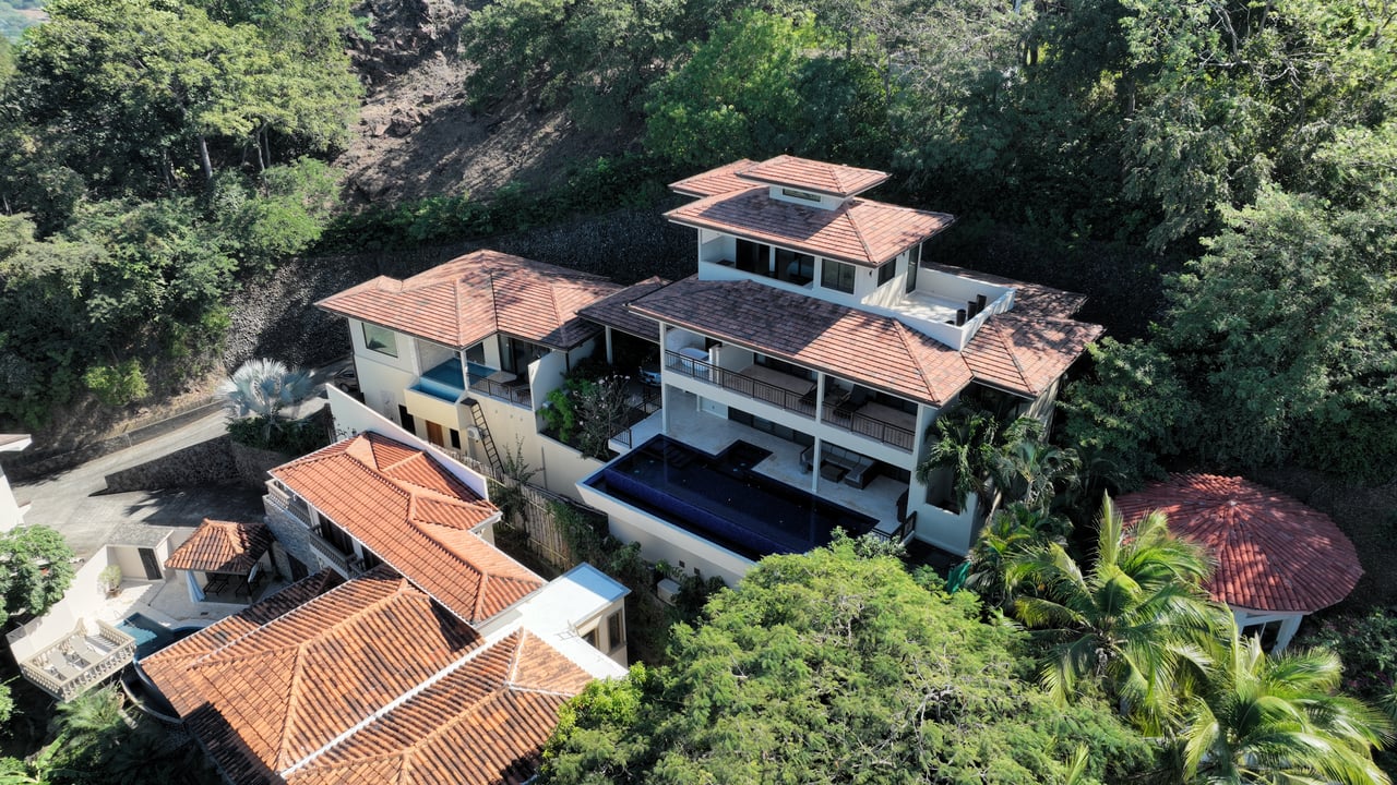 Casa Todo Bien and Guest House