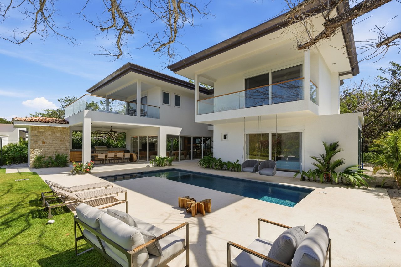 Casa Estrella de Mar | Luxury 5-Bedroom Beachside Home for Sale in Las Golondrinas, Hacienda Pinilla