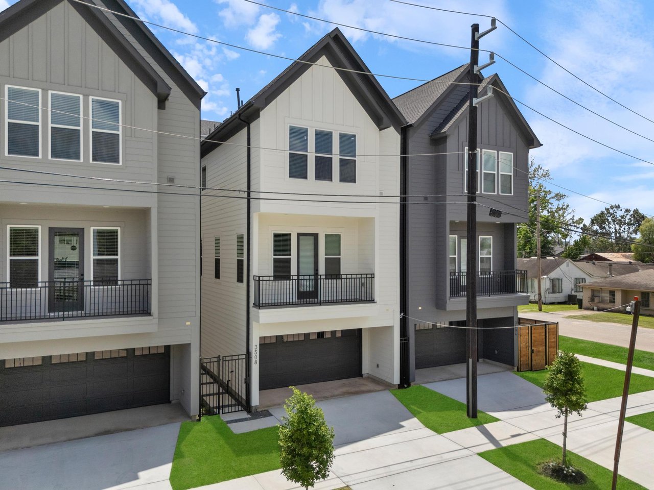 Skyline Homes at Lou Ellen Lane home design