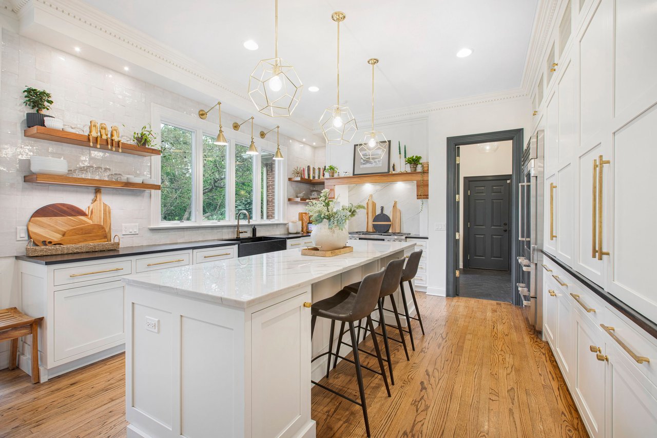 510 Broadsmoore Drive