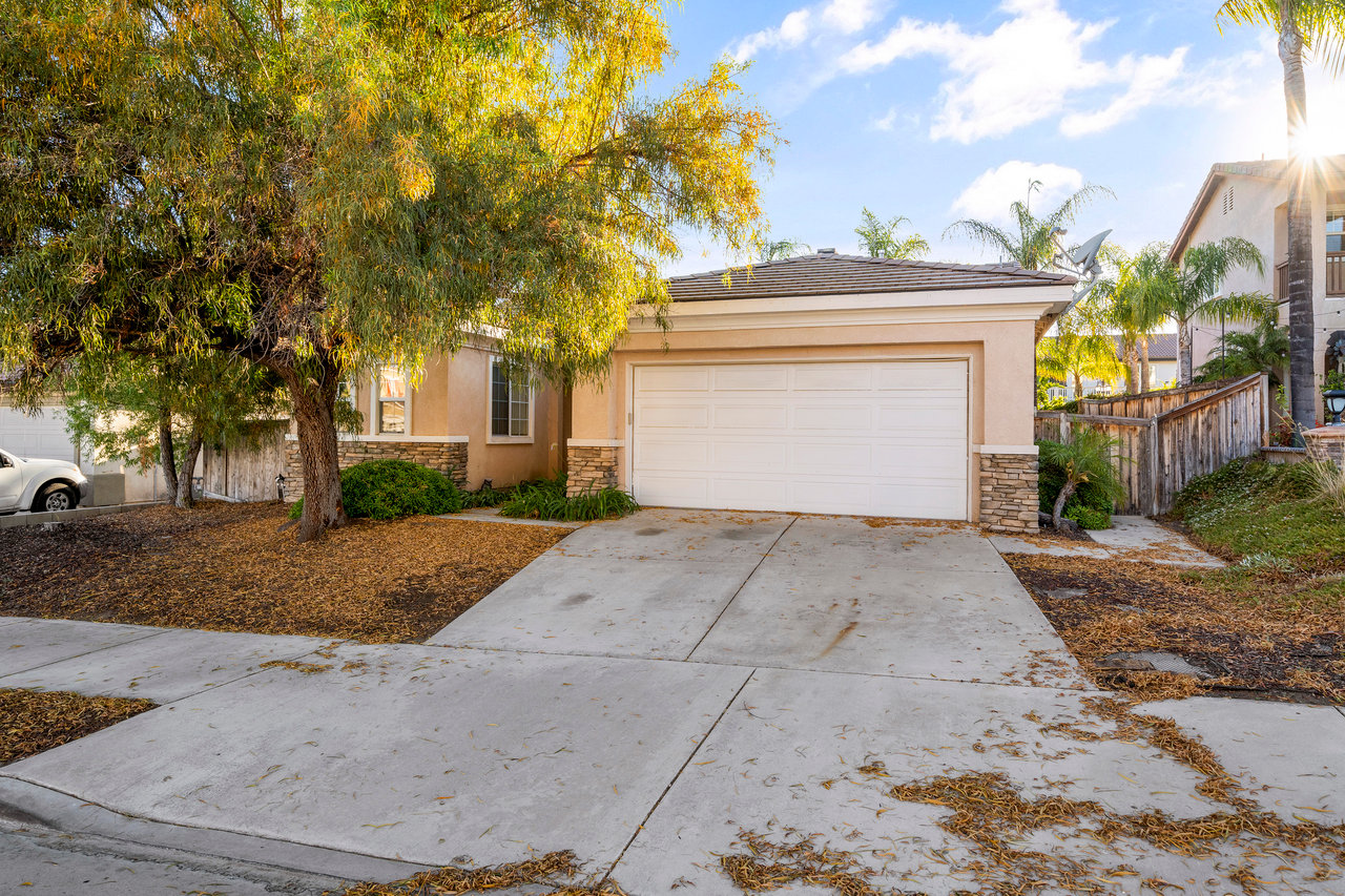 23861 Scarlet Oak Drive