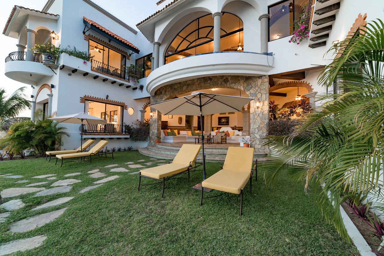 5 Bedroom, Single Family Home, Villa Encantada 