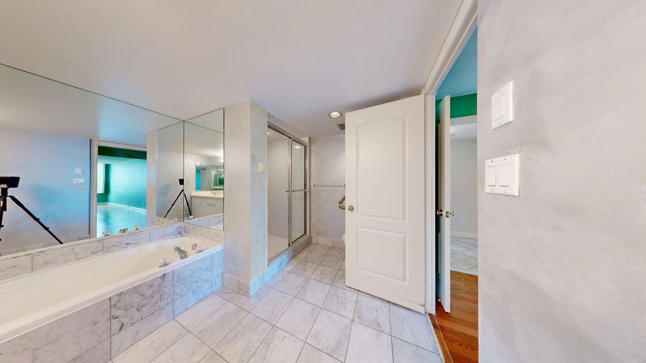 850 Steeles Avenue W Unit: 709
