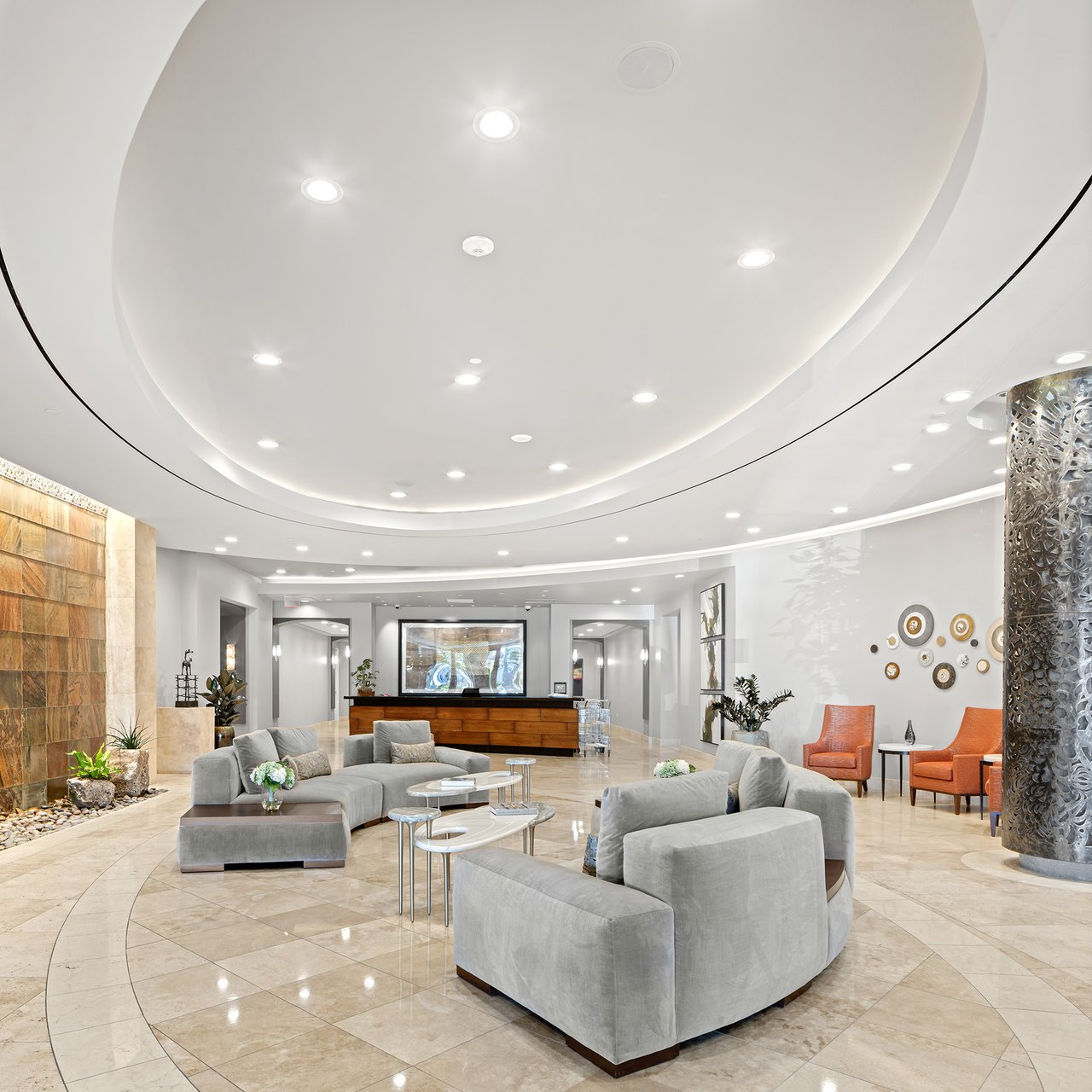 2211 E CAMELBACK Road 902