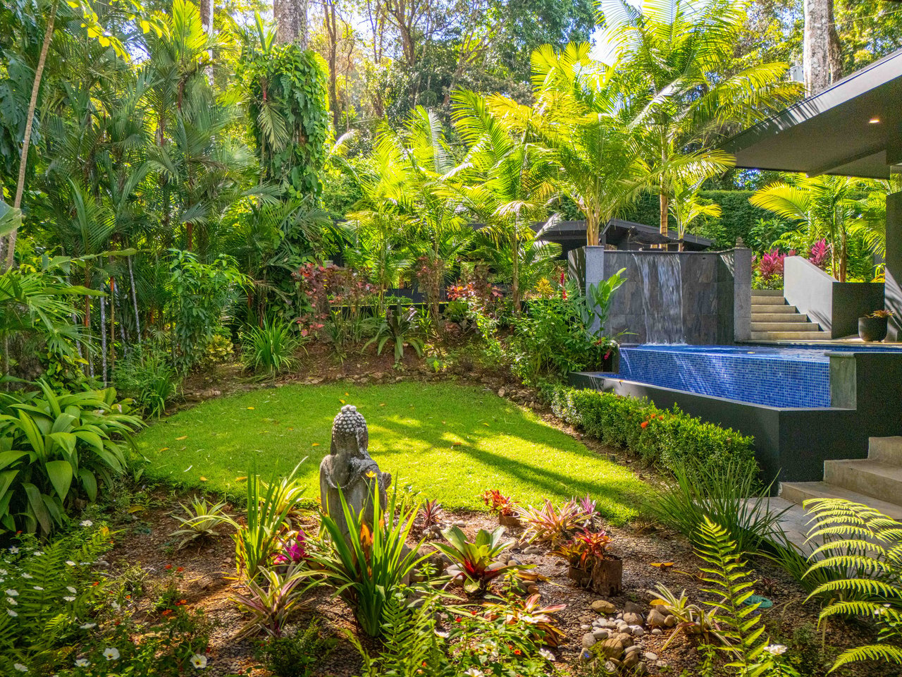 Escaleras Modern Elegance with Ocean Views and Jungle Tranquility, Dominical Costa Rica