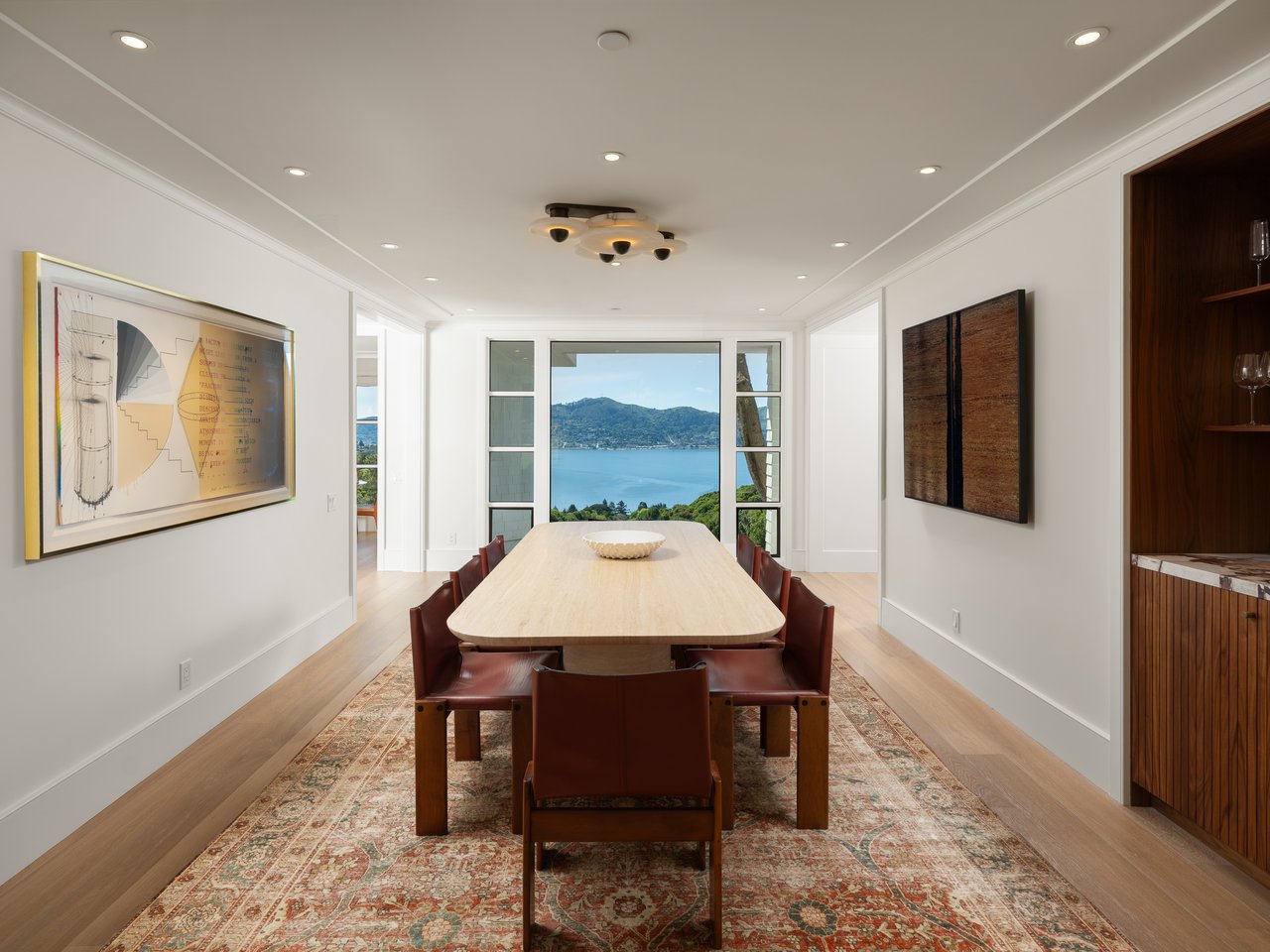 The Extraordinary Round Hill Estate