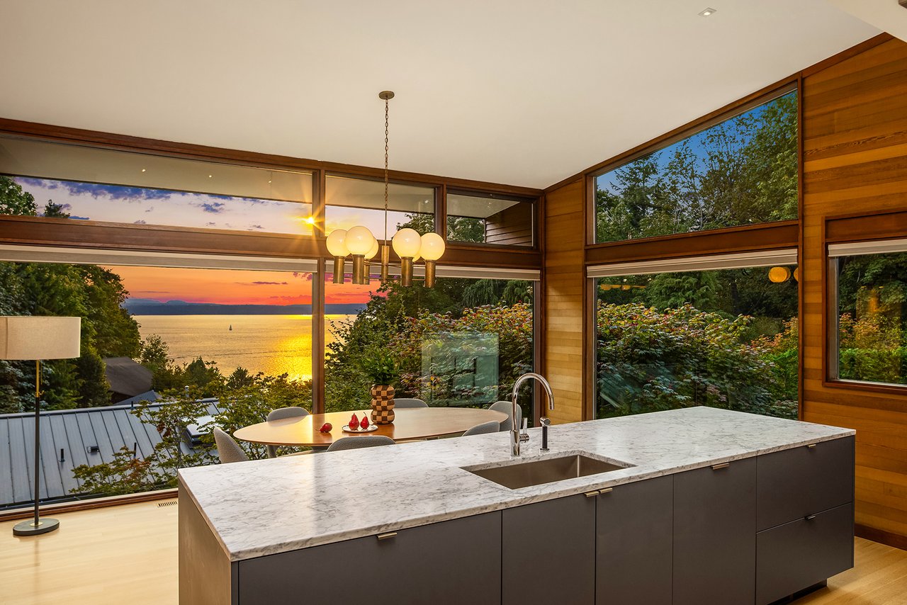 4343 W McLaren Street