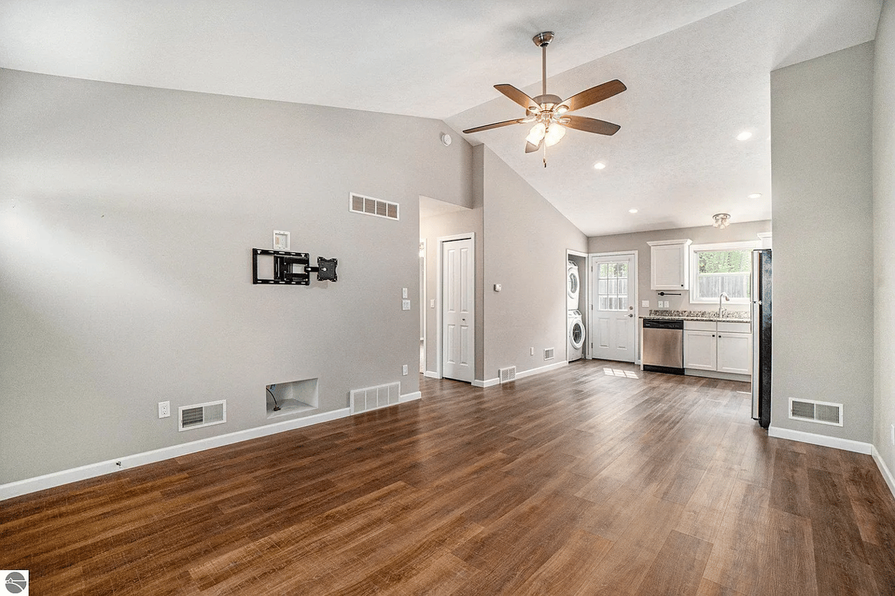 5005 Cedar Condo Ct