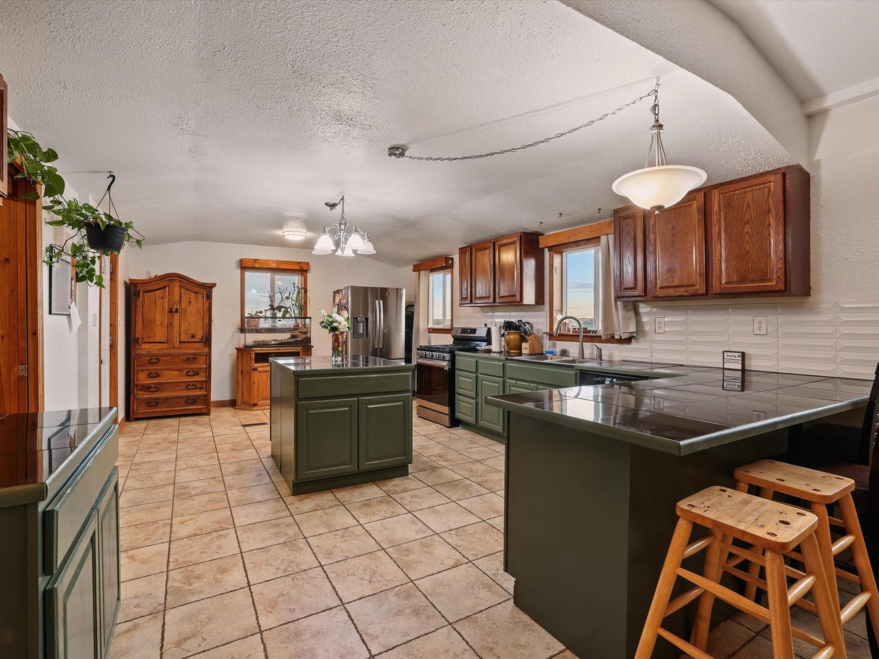 6615 Mulberry Road
