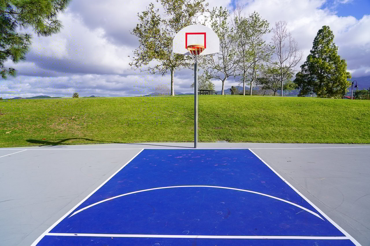 21865 Jinetes, Mission Viejo, CA 92691