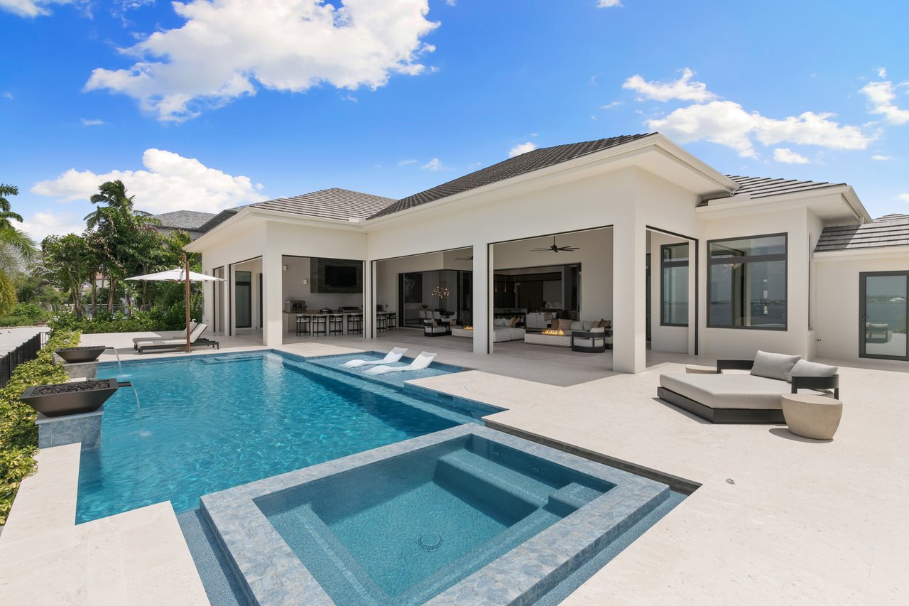 11380 Longwater Chase CT