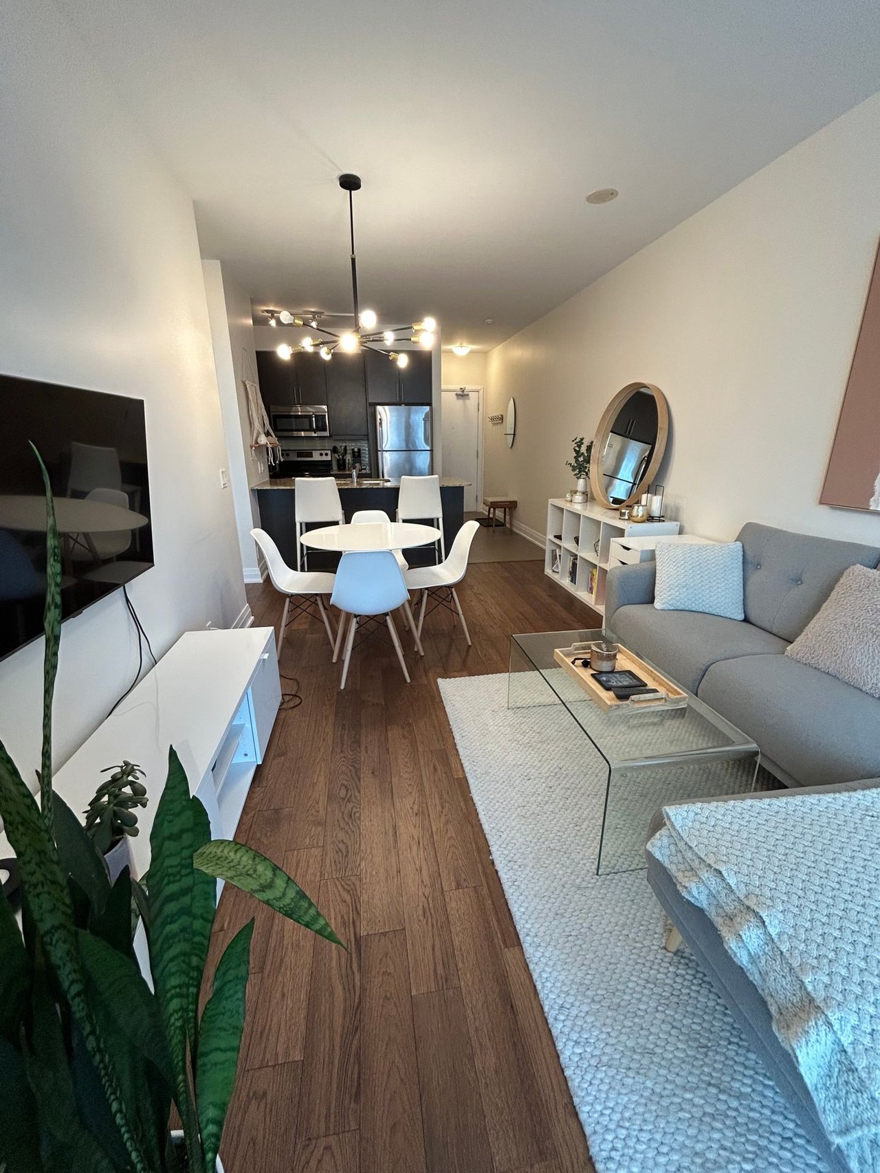 530 St Clair Ave W Unit: 1605